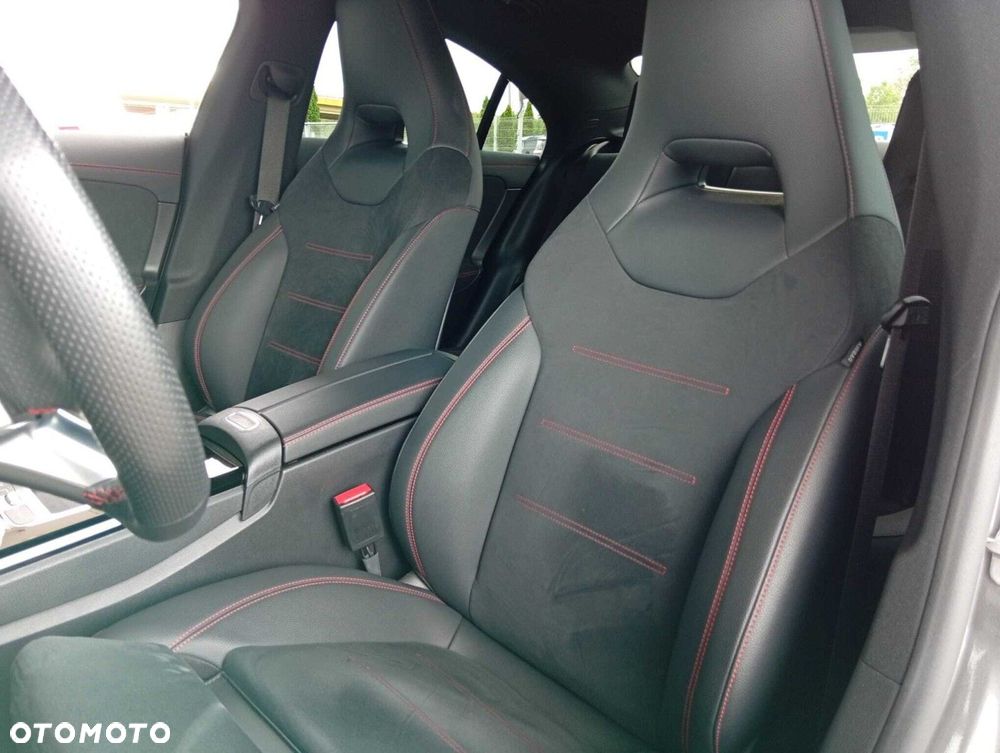 Mercedes-Benz CLA 200 mHEV AMG Line 7G-DCT - 13