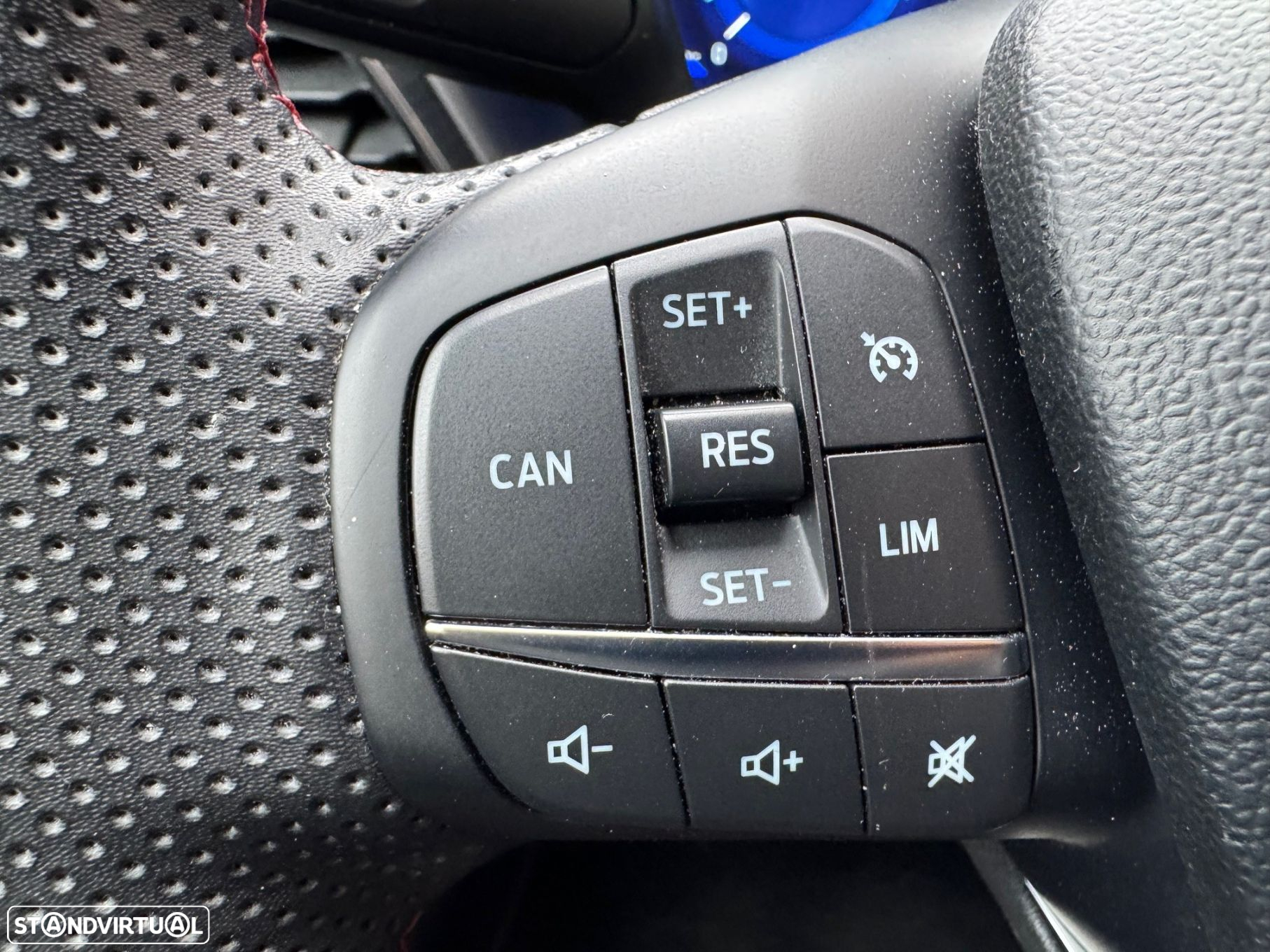 Ford Puma 1.0 EcoBoost Hybrid ST-LINE - 30