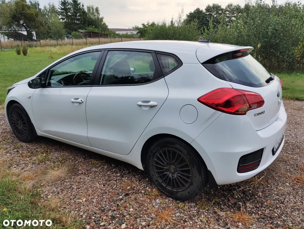 Kia Ceed 1.4 M - 8