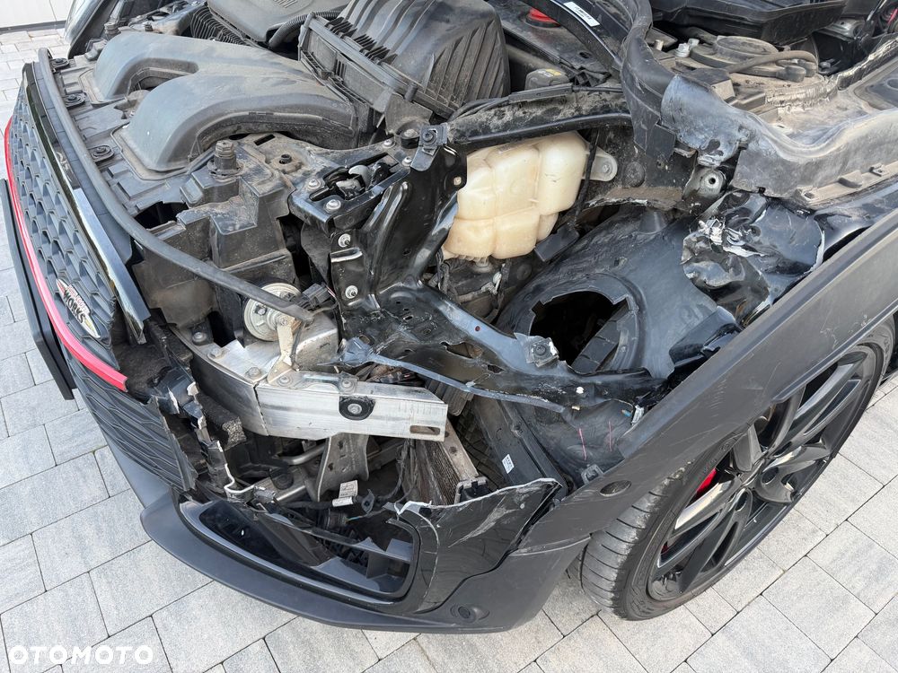 MINI John Cooper Works ALL4 sport - 15