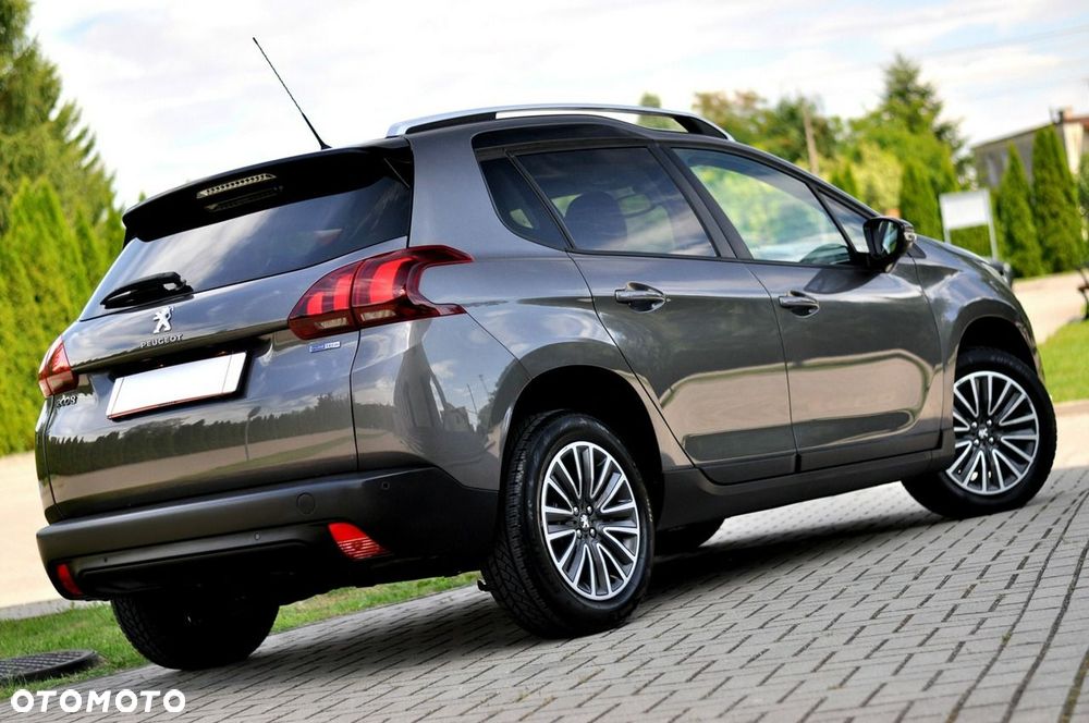 Peugeot 2008 1.2 Pure Tech GPF Crossway S&S - 5