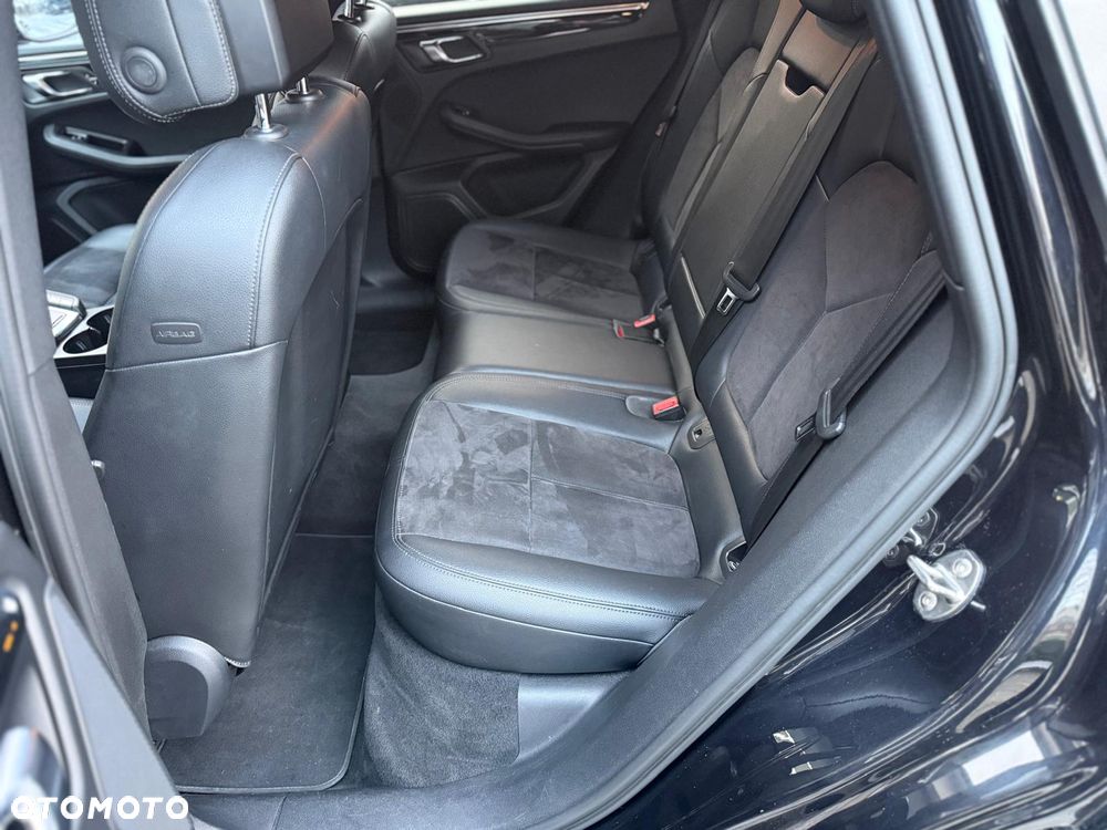 Porsche Macan - 14