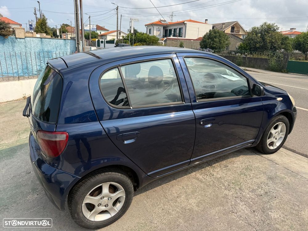 Toyota Yaris 1.0 Luna ABS - 7