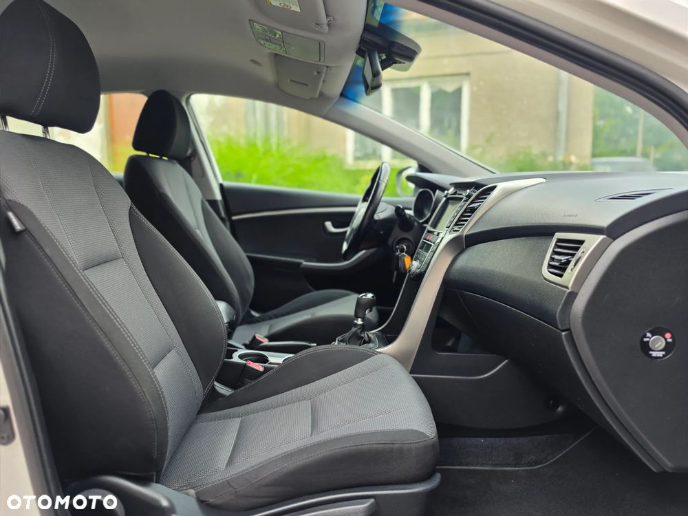 Hyundai i30 - 19