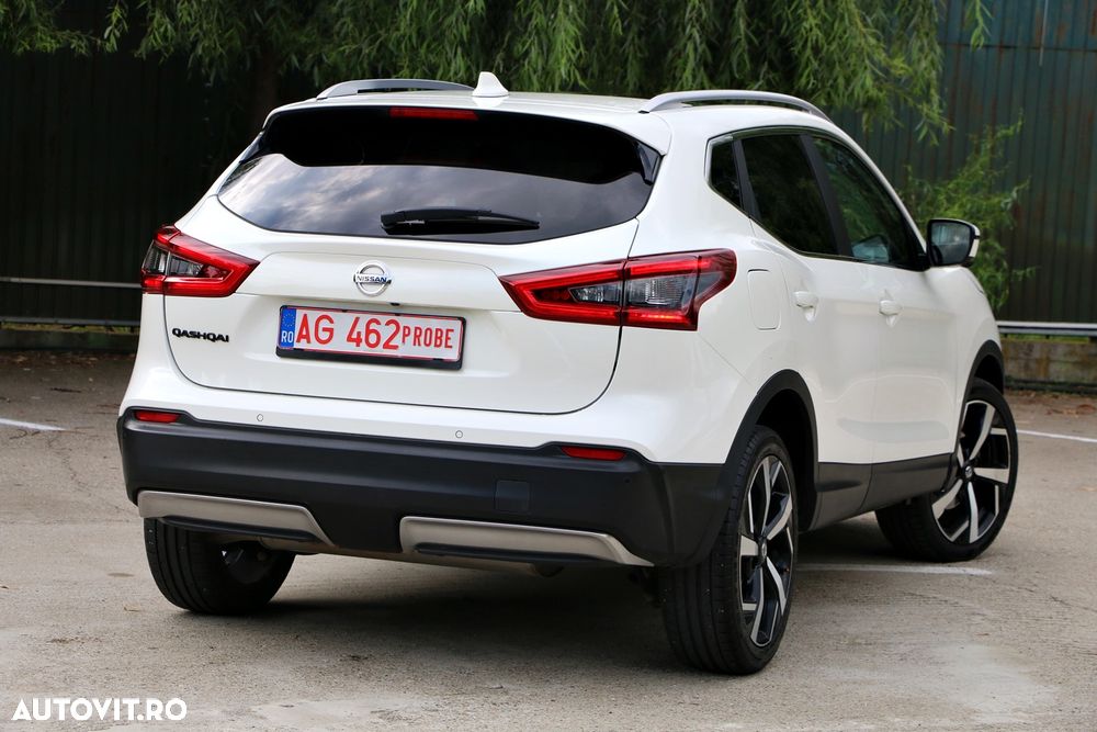 Nissan Qashqai 1.6 DCI Xtronic TEKNA - 3