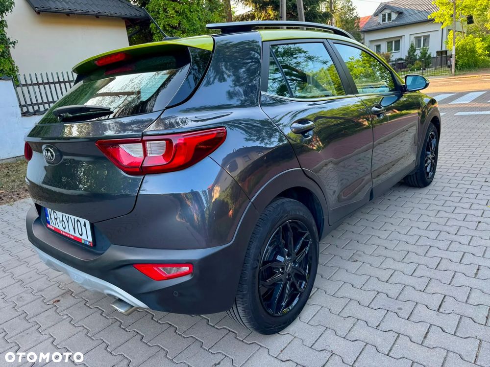 Kia Stonic 1.4 L - 4