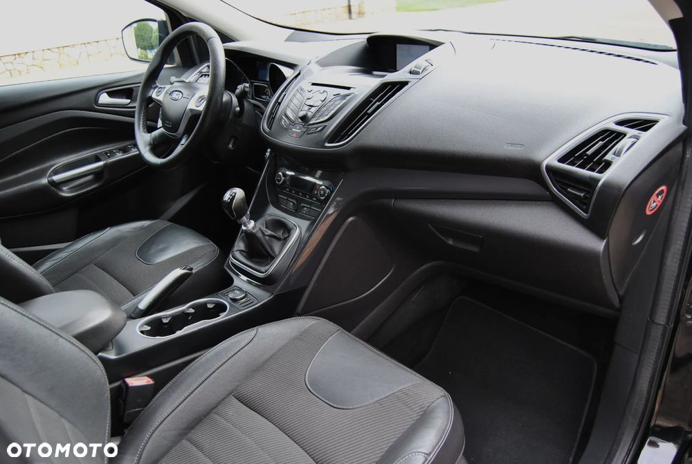 Ford Kuga 2.0 TDCi 4x2 Titanium - 7