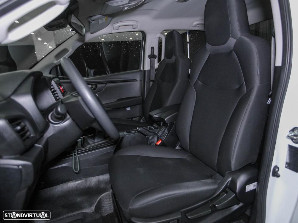 Isuzu D-Max 1.9 Ddi CD 4WD LS - 8