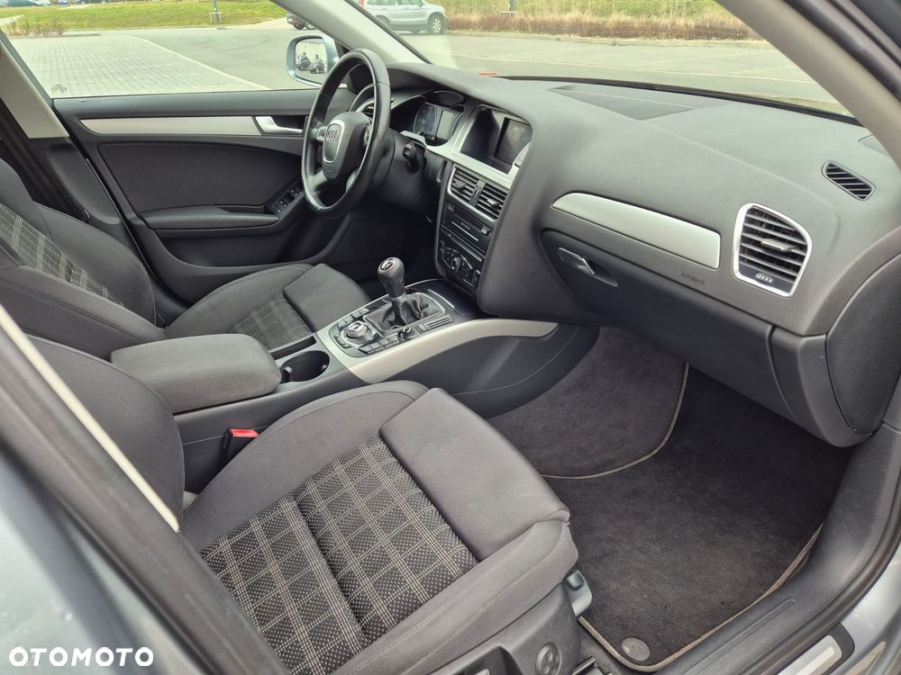 Audi A4 Avant 2.0 TDI e DPF S line Sportpaket - 17