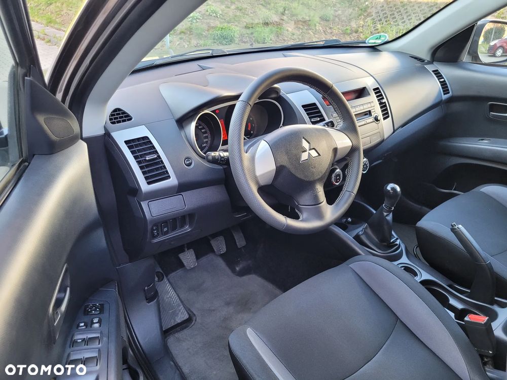 Mitsubishi Outlander 2.0 2WD Edition - 10