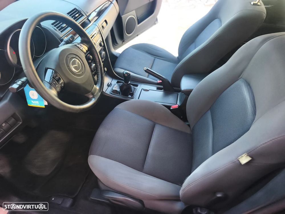 Mazda 3 Hatchback MZ-CD 1.6 Exclusive - 16