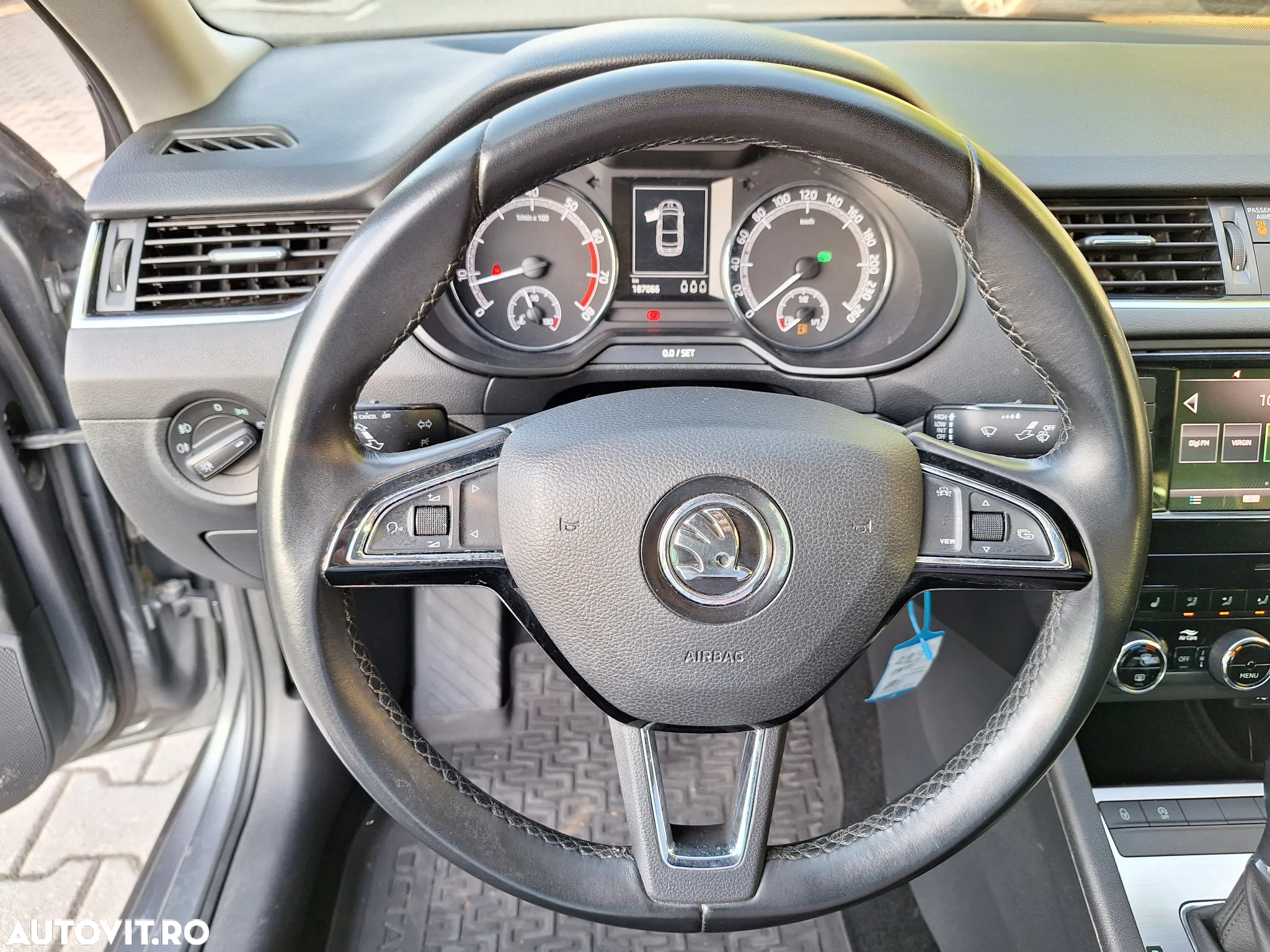 Skoda Octavia - 6