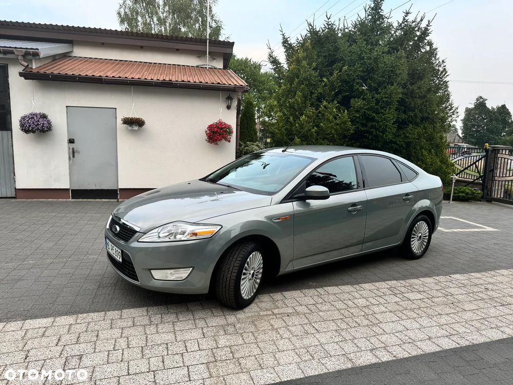 Ford Mondeo - 31