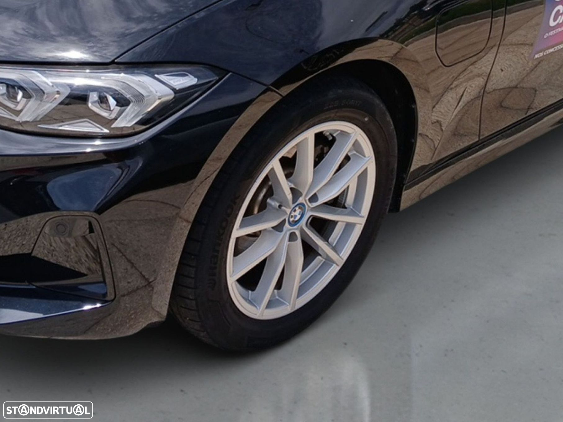 BMW 320 e Touring Auto - 4