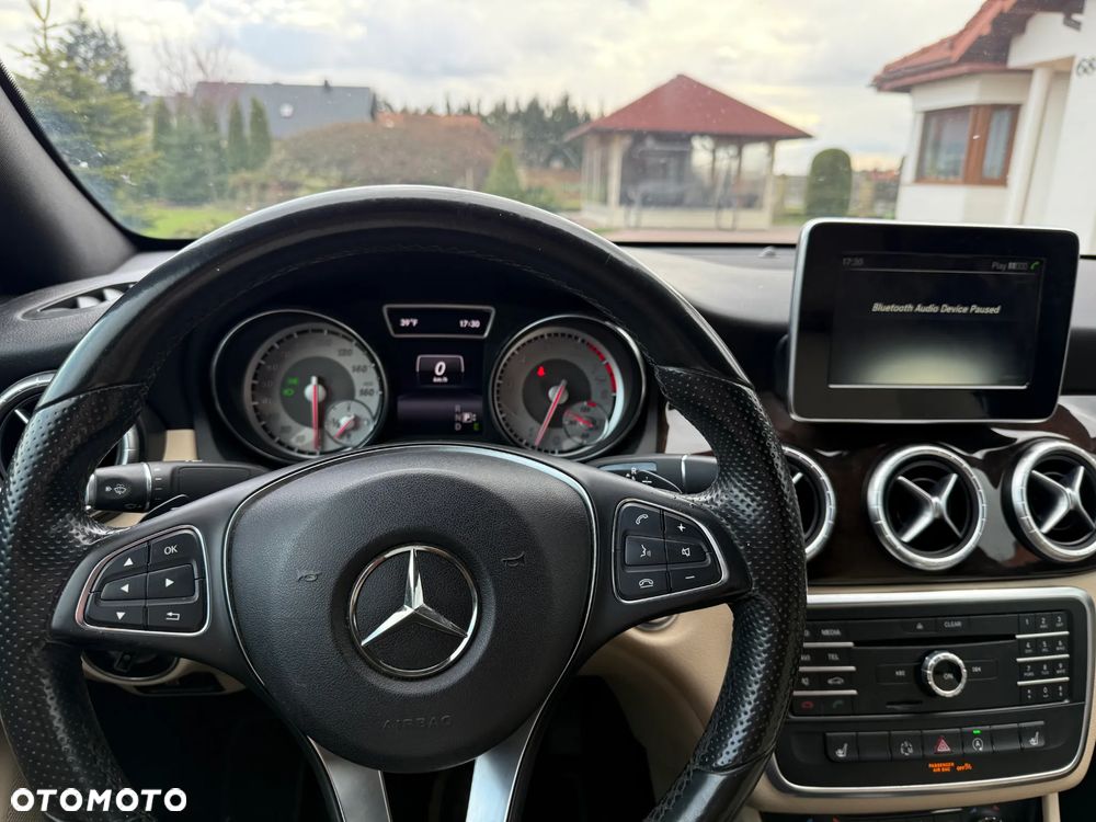 Mercedes-Benz CLA 250 7G-DCT AMG Line - 10