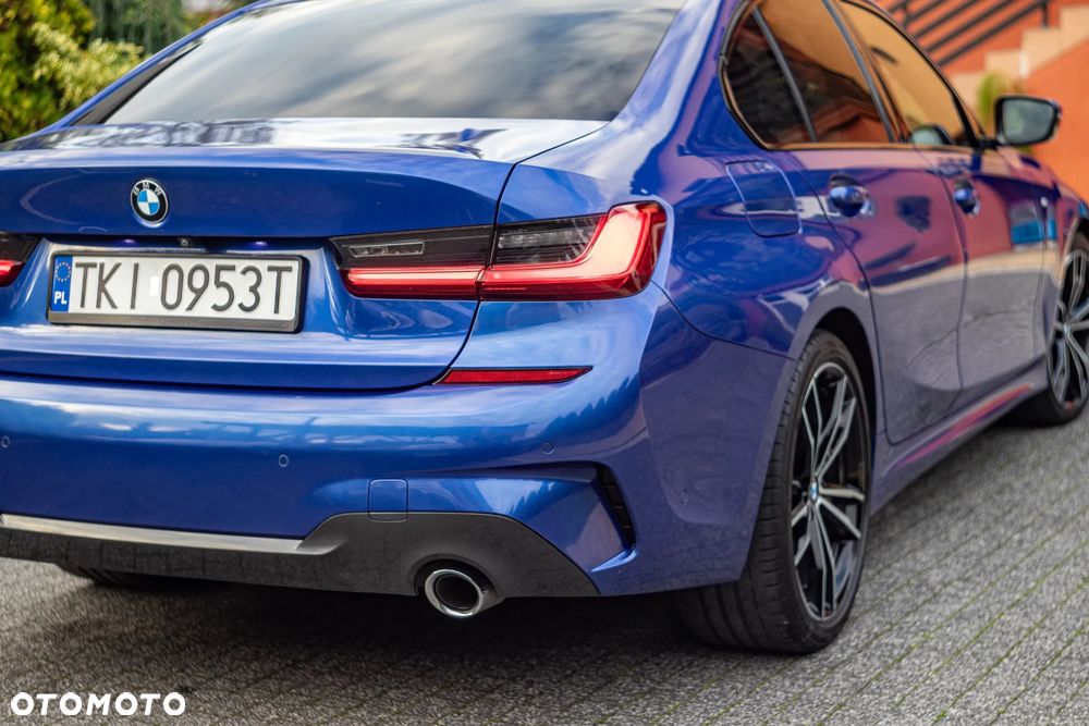 BMW Seria 3 320d xDrive M Sport sport - 14