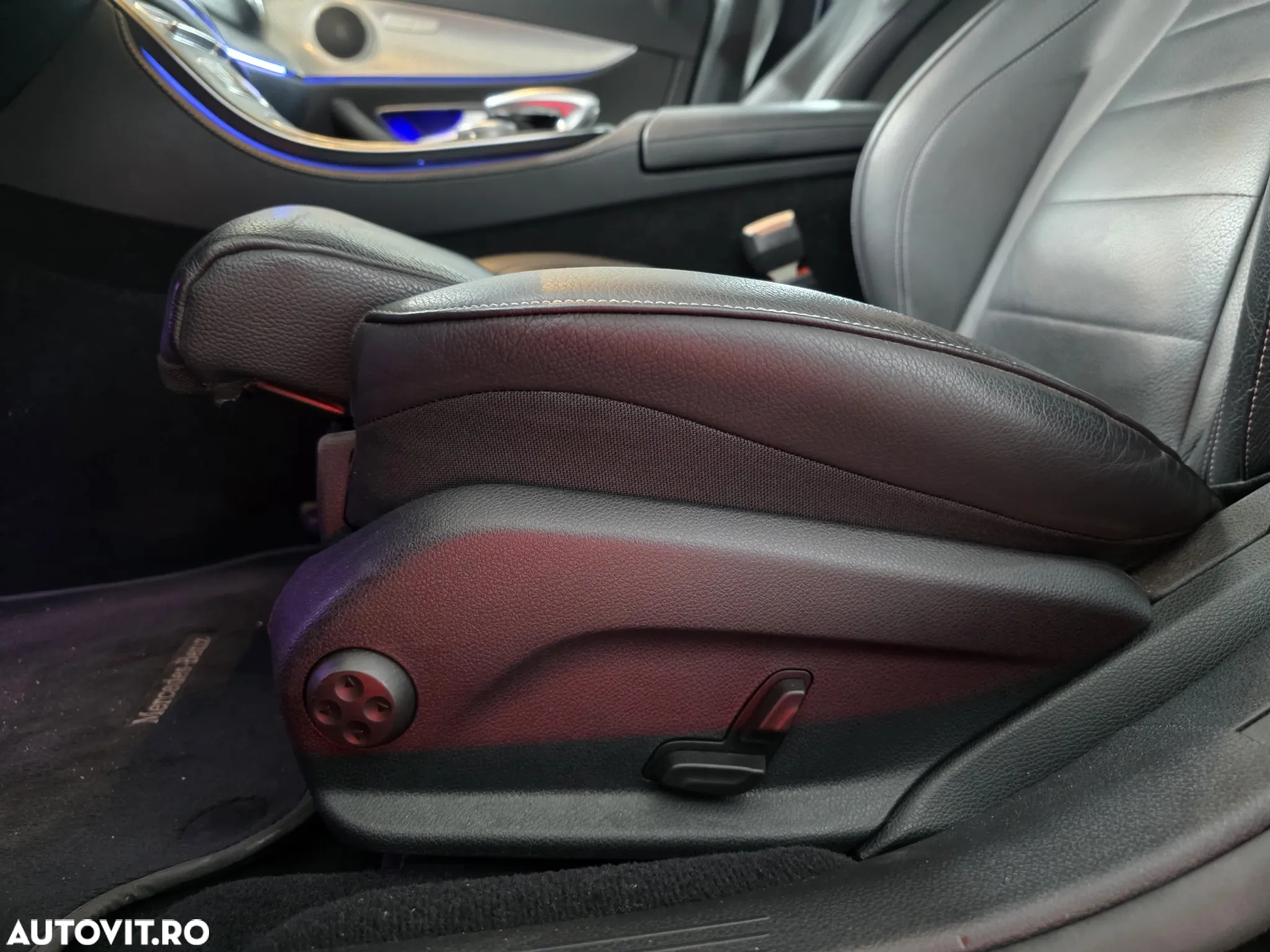 Mercedes-Benz E - 20