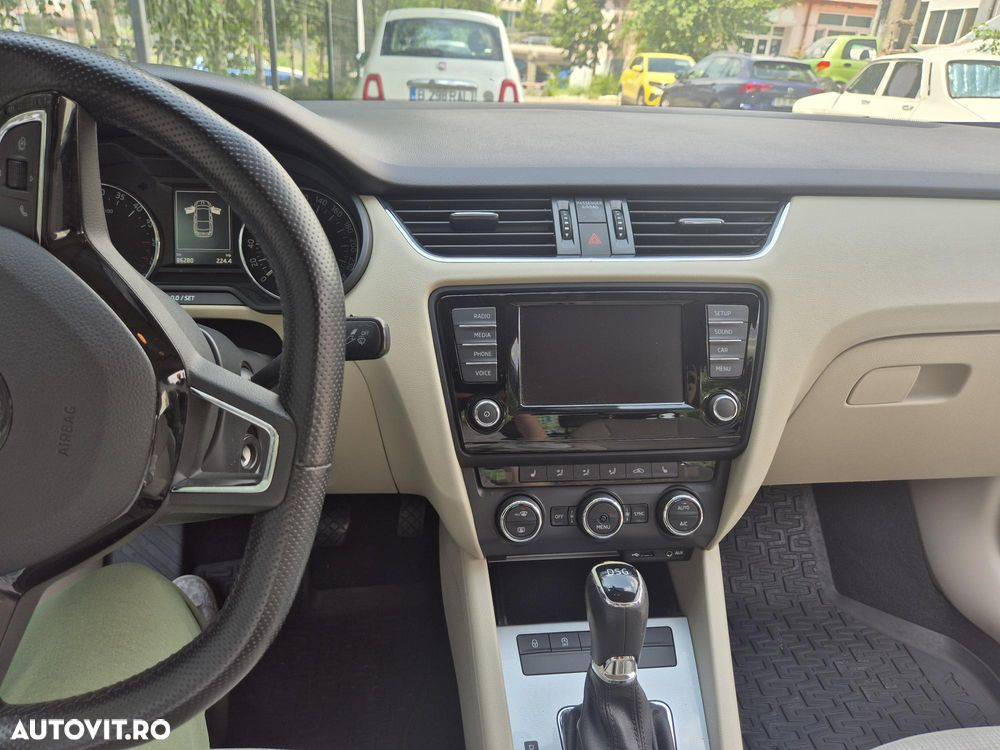 Skoda Octavia - 12