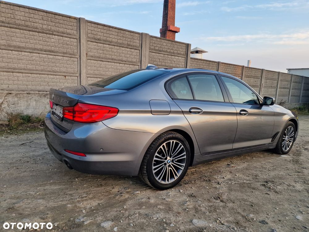 BMW Seria 5 530e iPerformance Sport Line sport - 29