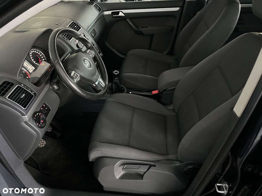 Volkswagen Touran 1.6 TDI DPF BlueMotion Technology Comfortline - 16
