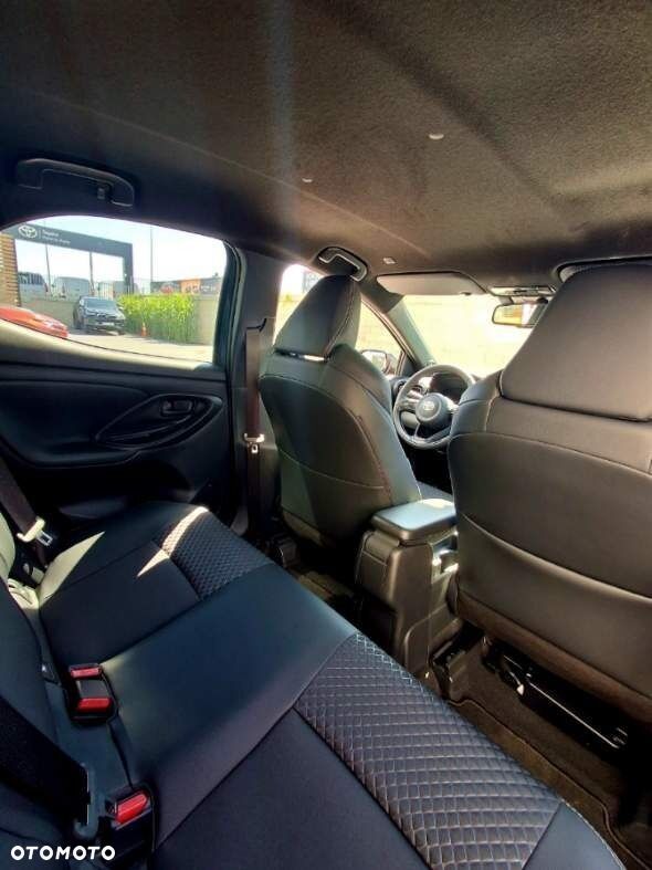 Toyota Yaris Hybrid 1.5 Executive - 4