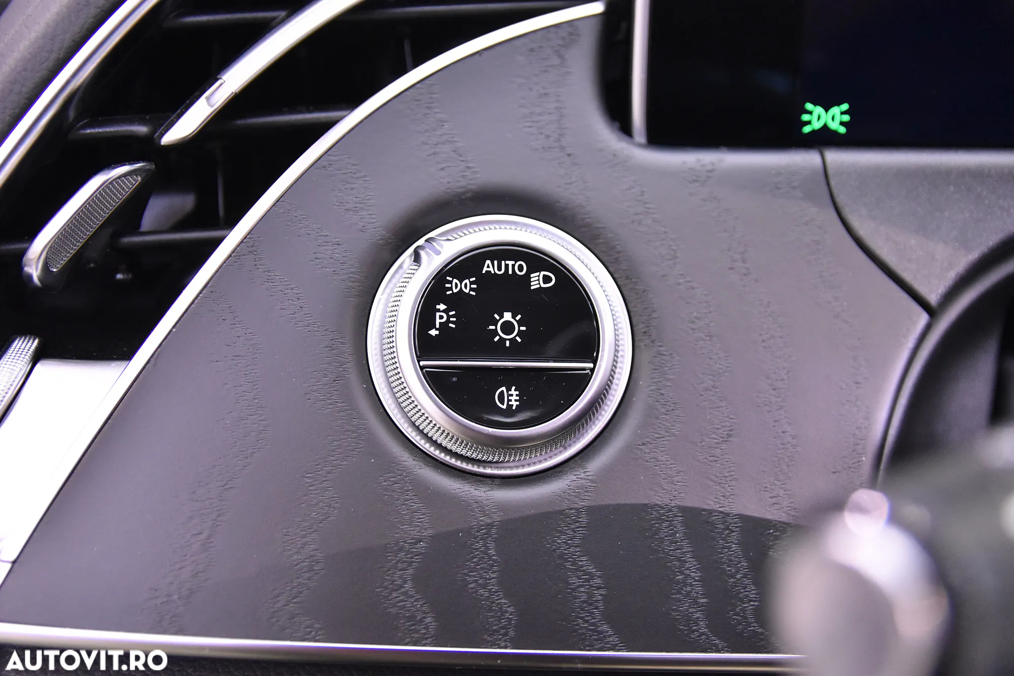 Mercedes-Benz E 200 MHEV 4MATIC Aut. - 15
