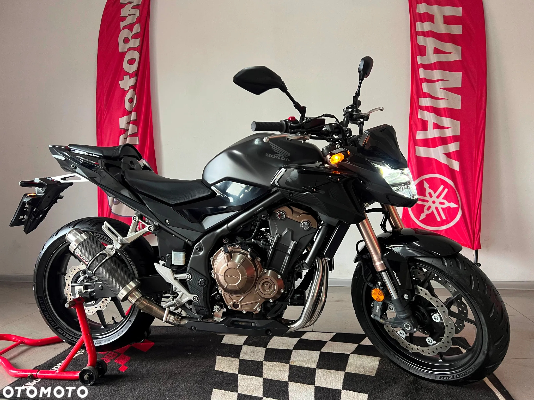 Honda CB - 2