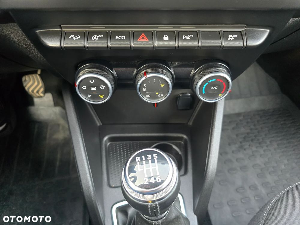 Dacia Duster 1.6 SCe Comfort 4WD - 19