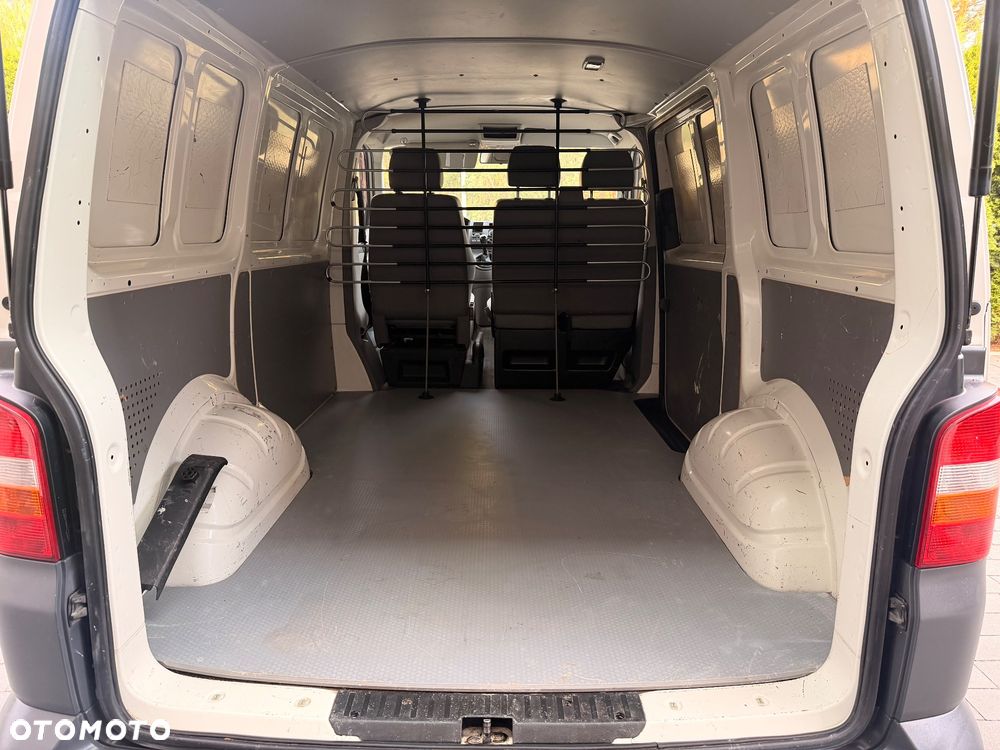 Volkswagen Transporter - 26
