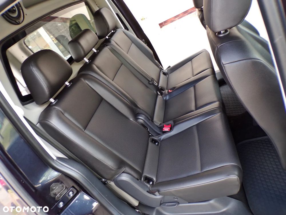 Volkswagen Caddy Maxi 2.0 TDI Comfortline DSG - 25