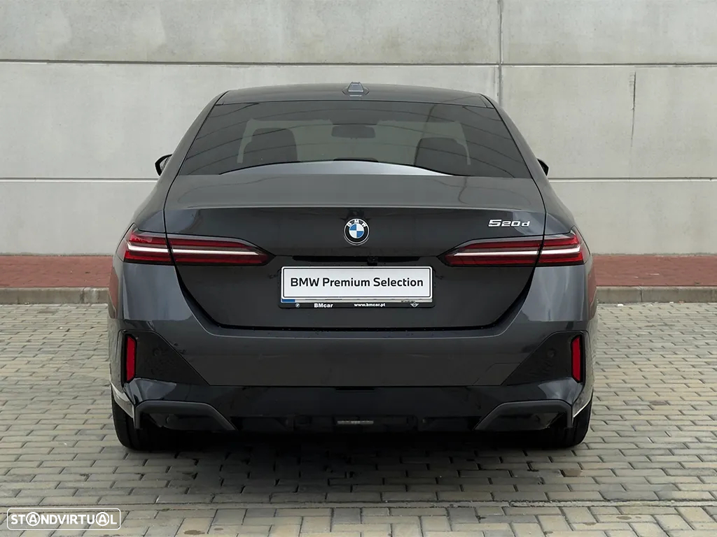 BMW 520 d Pack Desportivo M - 5