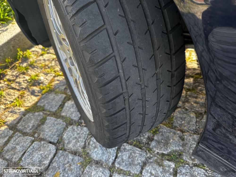 BMW 320 d Touring - 9