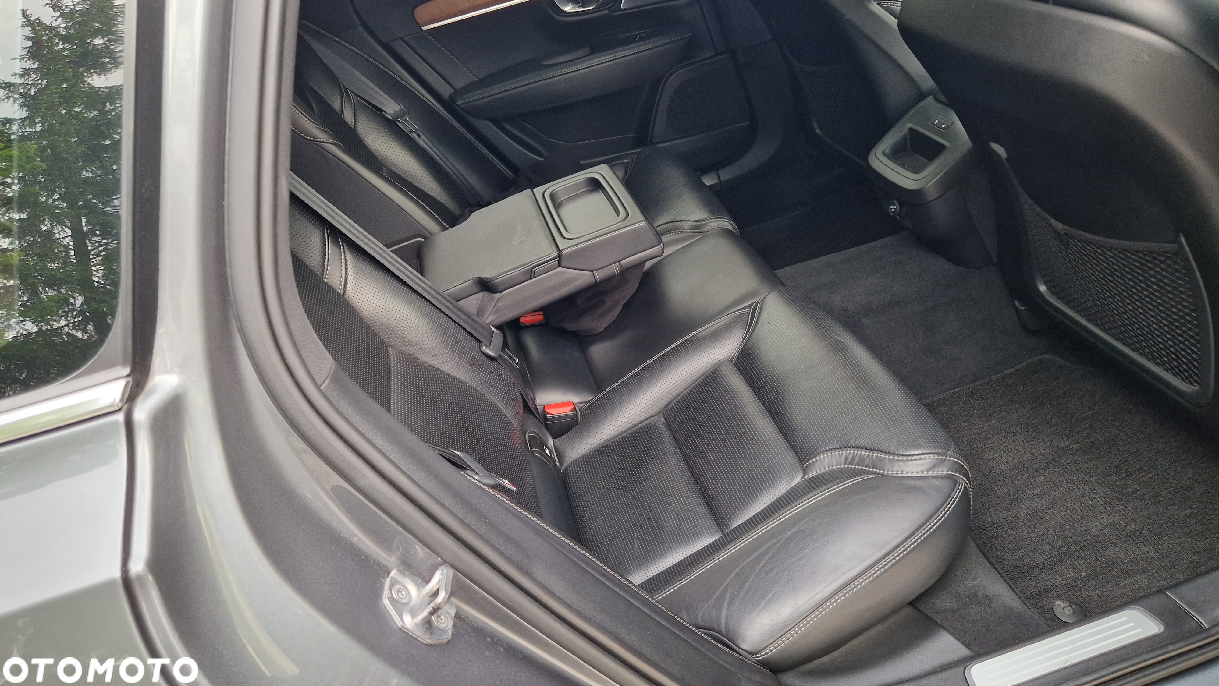 Volvo V90 D4 Inscription - 25