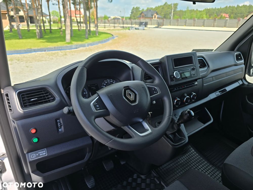 Renault MASTER CHŁODNIA 8 PALET Carrier XARIOS -29*C +29*C 230V STACJONARNE PODŁĄNCZENIE TYLN OŚ BLIŻNIACZA WZMOCNIONA SALON POLSKA 65Tyś km SERWIS ASO RENO DO OSTATNIEGO Km GWARANCJA BOGATA OPCJA WYPOSAŻENIA LEDY HALOGENY TEMPOMAT FOTEL KIEROWCY PNEŁMATYCZNY - 35