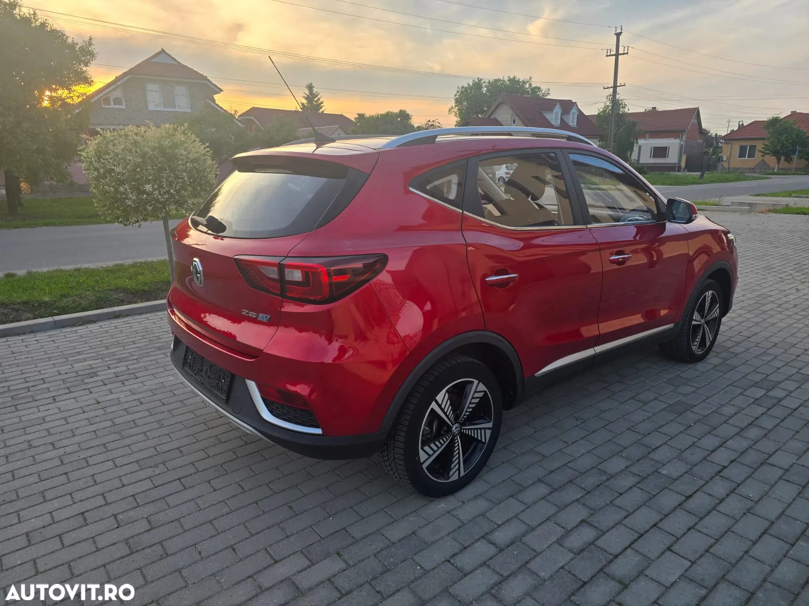 MG ZS EV - 3