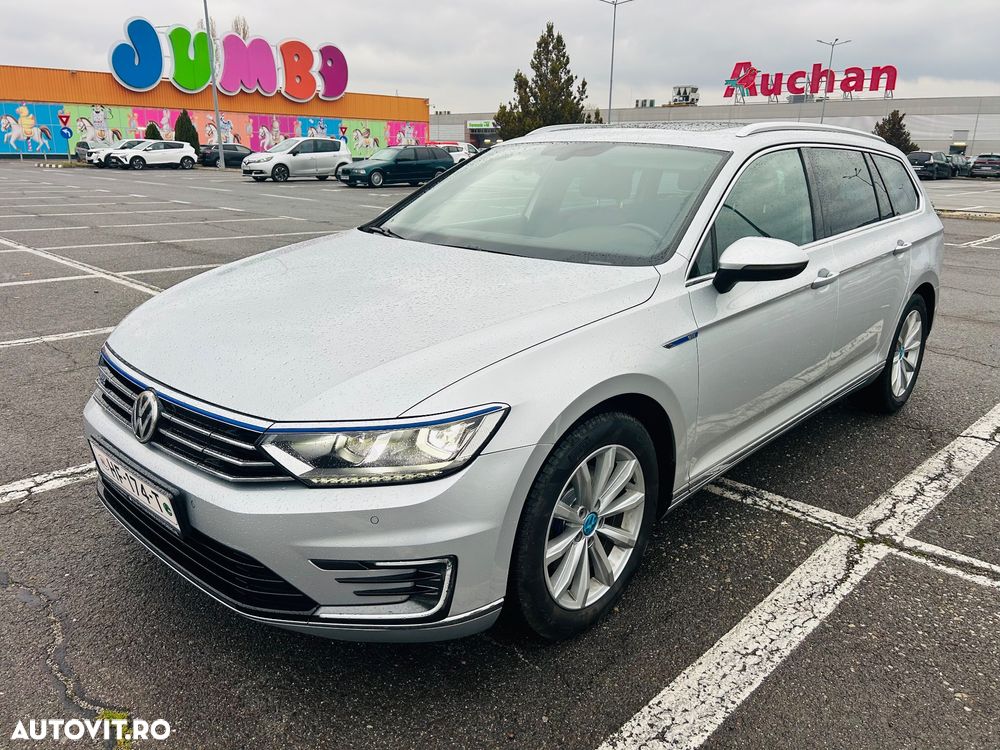 Volkswagen Passat - 13