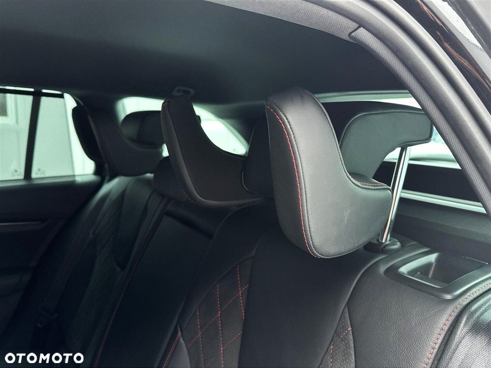 Skoda Octavia 2.0 TDI 4x4 RS DSG - 33