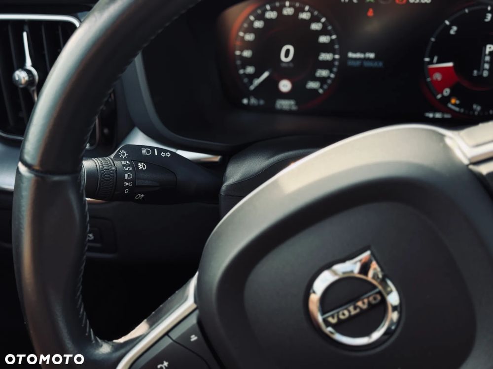 Volvo XC 60 D4 Geartronic Momentum - 37