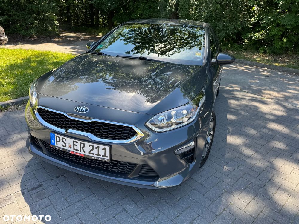 Kia Ceed - 4