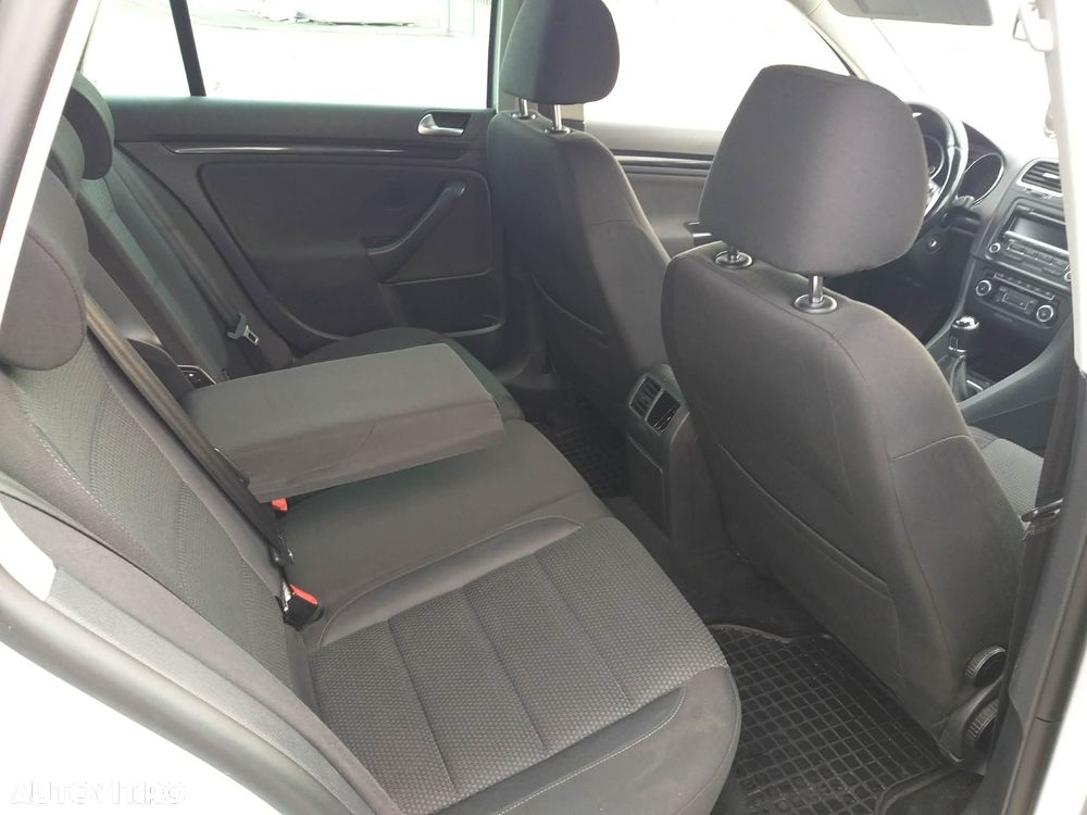 Volkswagen Golf 2.0 TDI Highline - 9