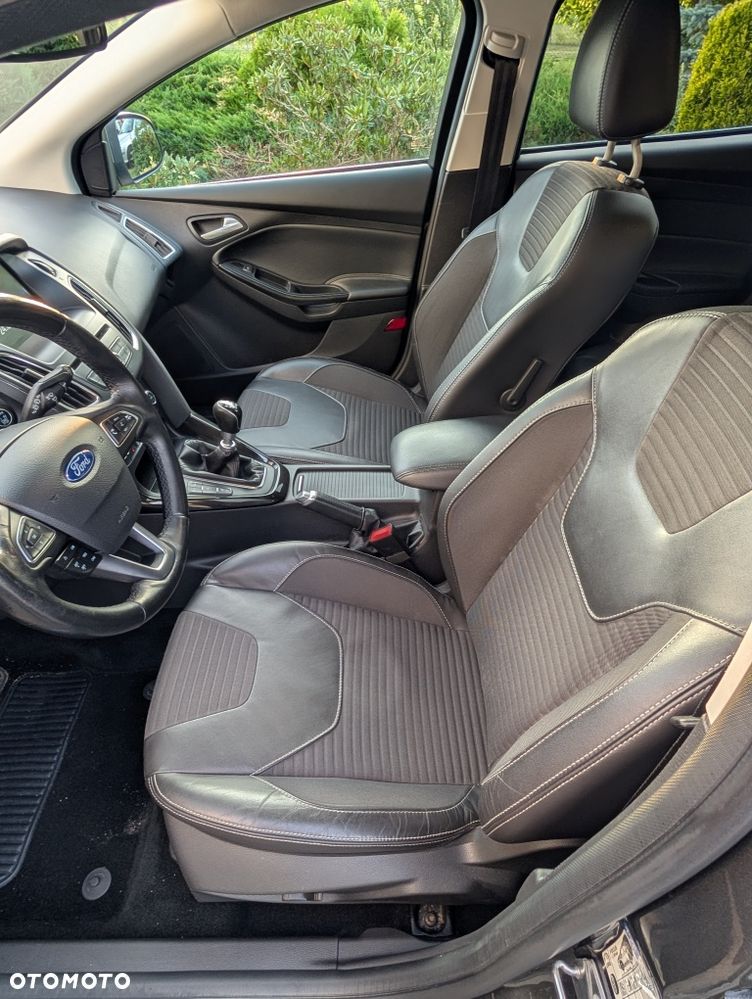 Ford Focus - 6