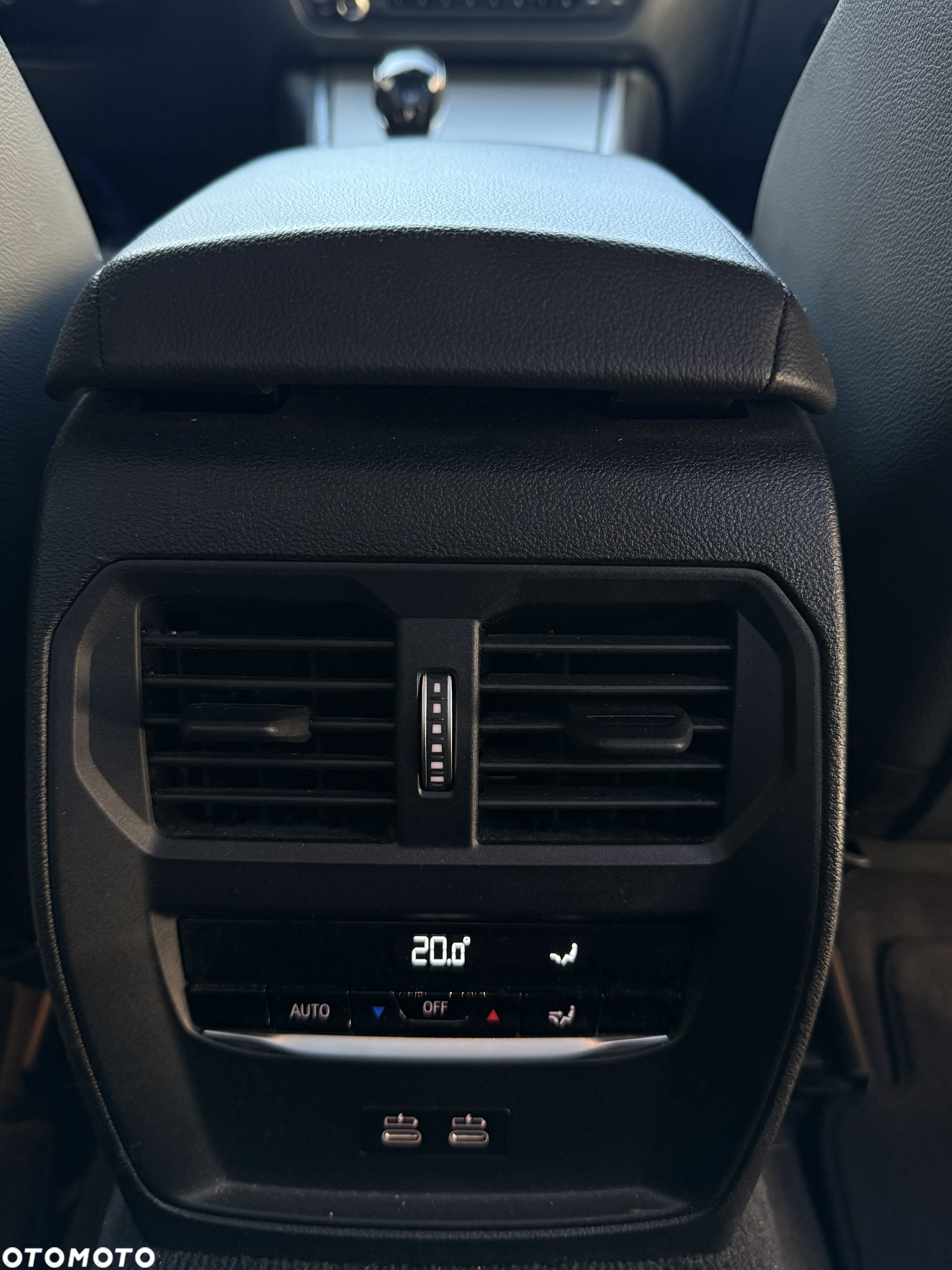 BMW Seria 3 318i M Sport - 13