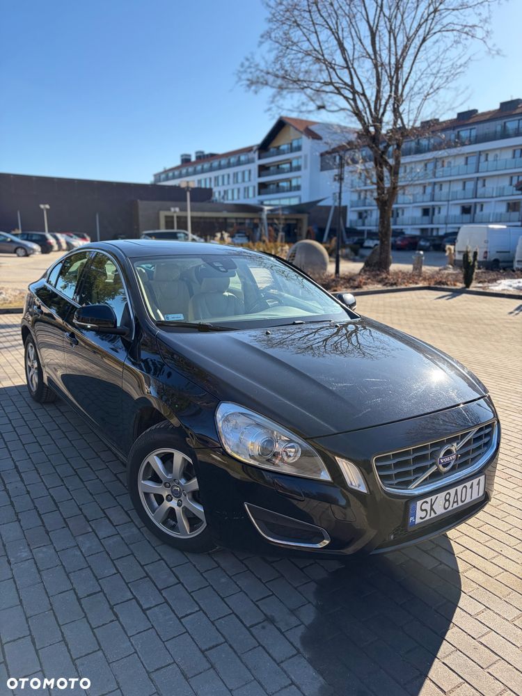 Volvo S60 D4 Geartronic - 19