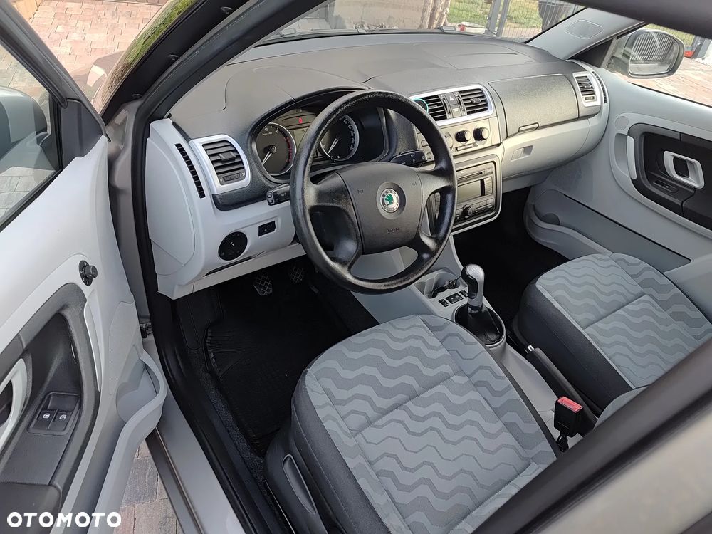 Skoda Fabia 1.4 16V STYLE Edition - 10
