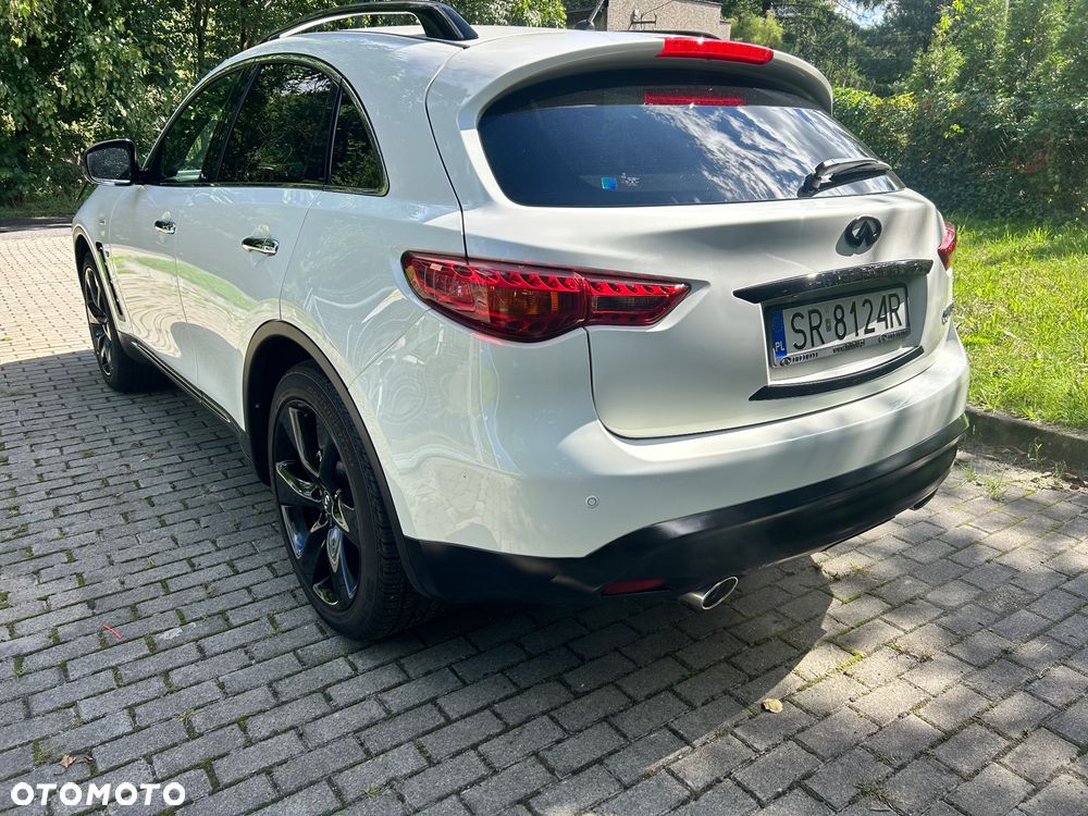 Infiniti Q70 3.7 S Premium - 4