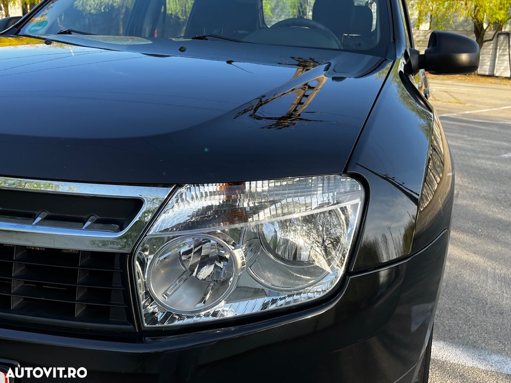 Dacia Duster 1.6 16V 105 4x2 Laureate - 16