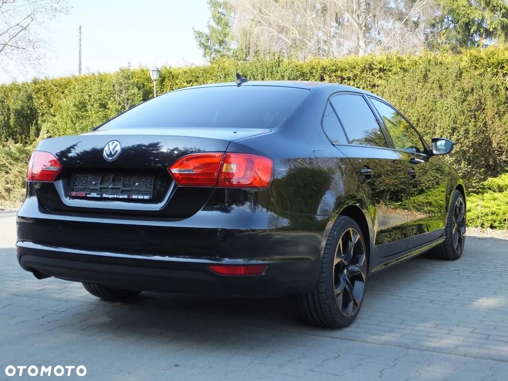 Volkswagen Jetta 1.6 TDI DPF Comfortline - 14