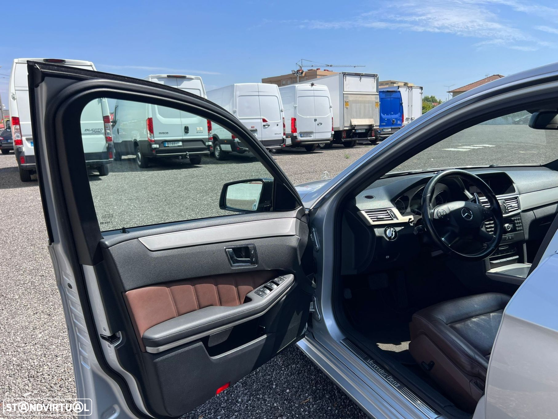 Mercedes-Benz E 350 CGI Avantgarde BlueEfficiency - 13