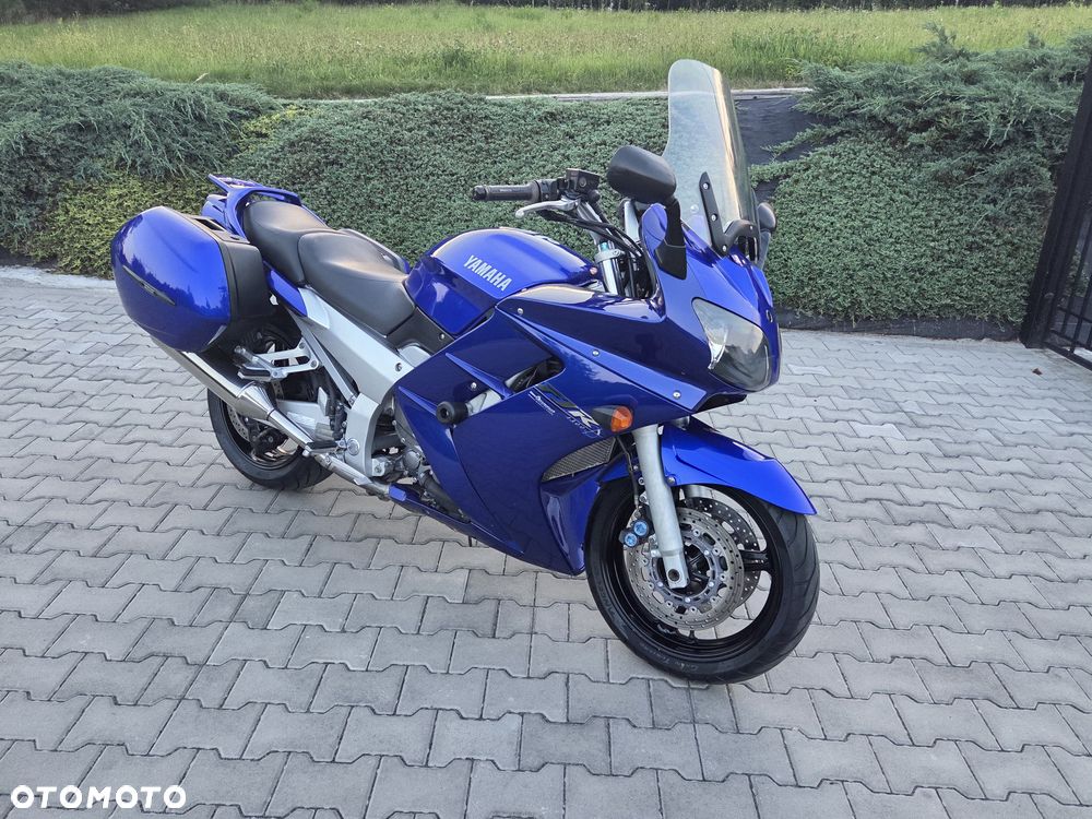 Yamaha FJR - 11