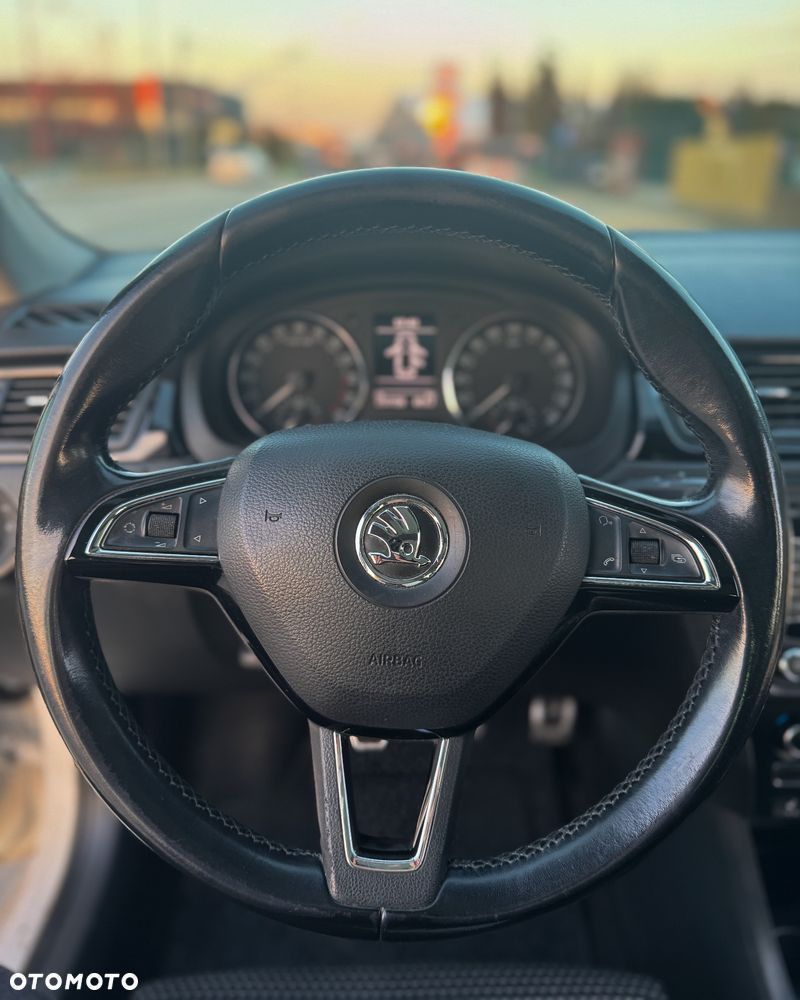 Skoda RAPID Spb 1.6 TDI DPF Ambition Max - 10